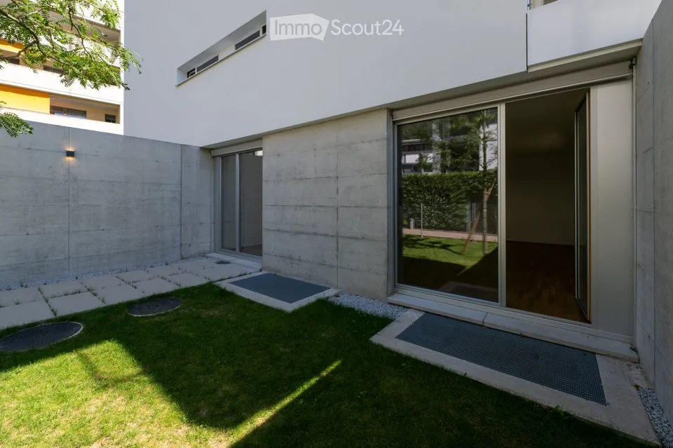 Neue 2.5-Zimmer-Wohnung mit privatem Garten – Foto 4 von 5