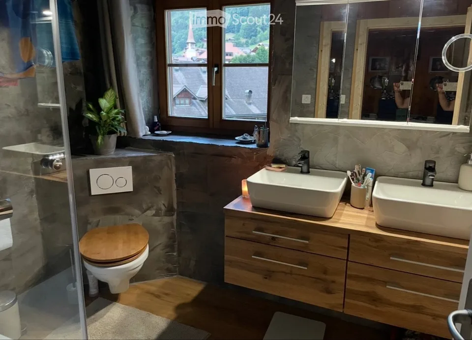 7.5 Zi. Wohnung in Jaun- Appartement de 7.5 pi. à Jaun – photo 4 of 5
