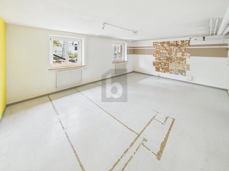 SPACIOUS WITH FLEXIBLE USE – photo 4 of 6