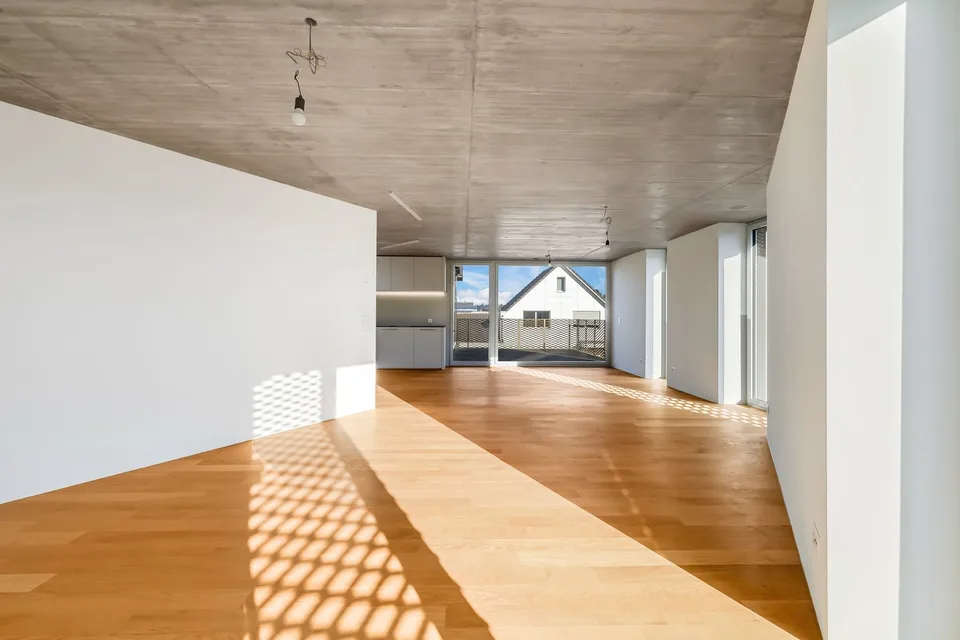 Appartement mansardé moderne sans obstacle avec deux terrasses spacieuses – photo 7 sur 20