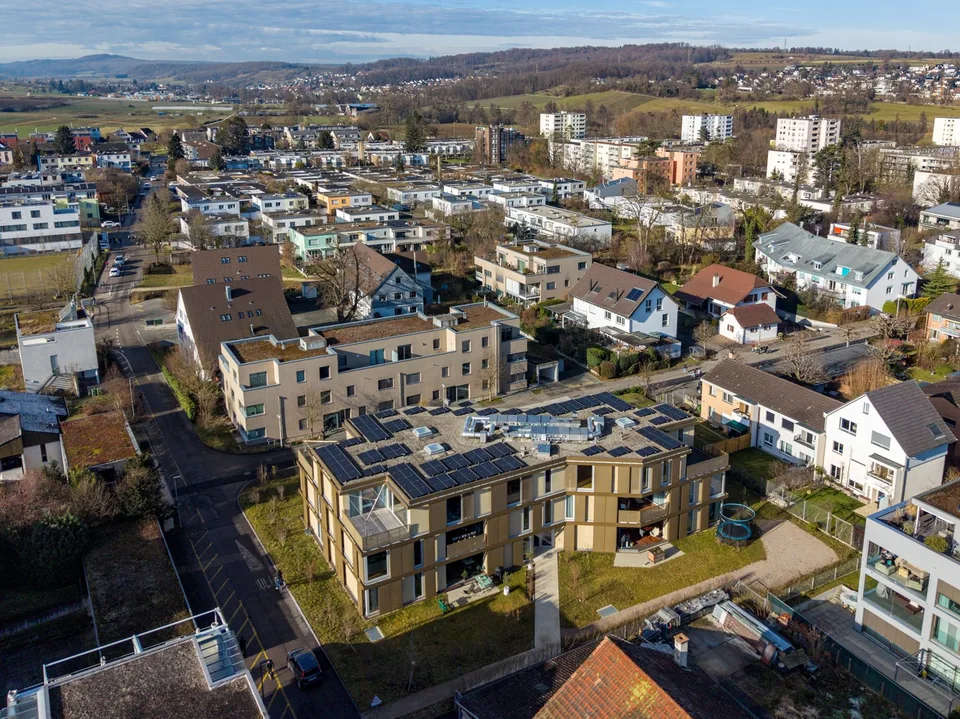 Appartement mansardé moderne sans obstacle avec deux terrasses spacieuses – photo 20 sur 20