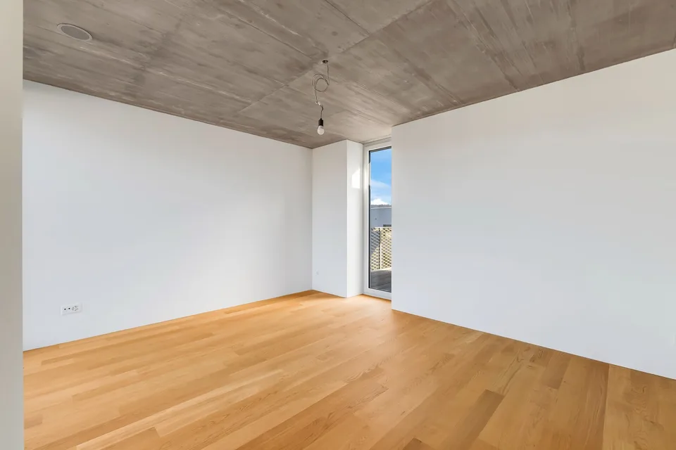 Appartement mansardé moderne sans obstacle avec deux terrasses spacieuses – photo 13 sur 20
