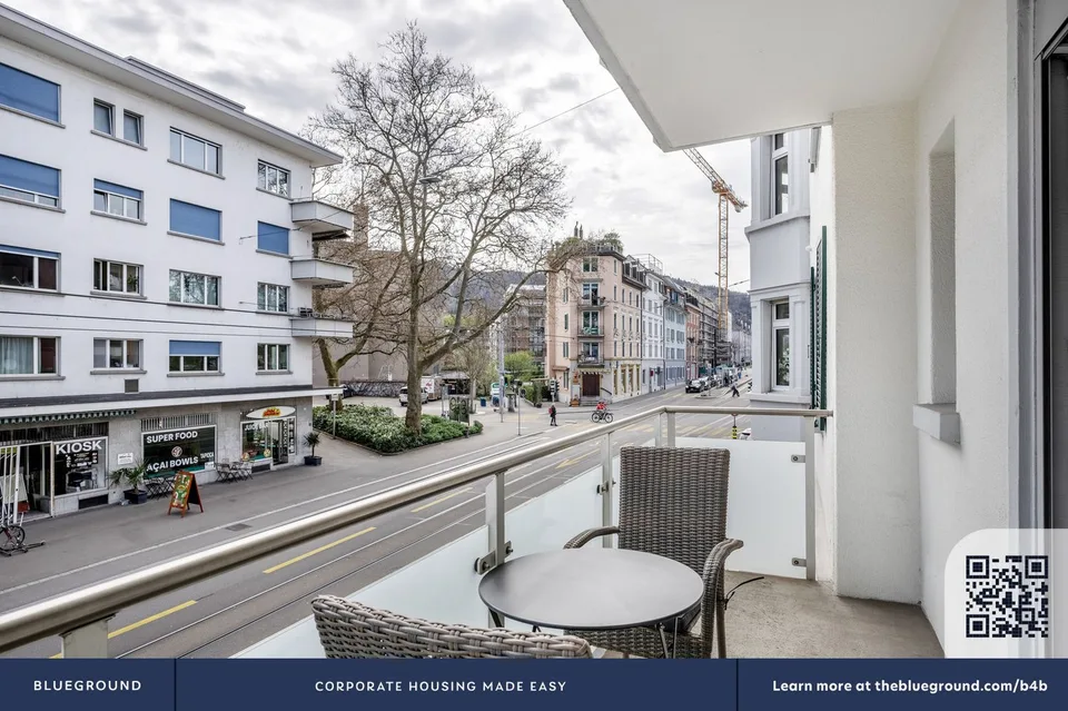 Lumineux Wiedikon 2,5 pièces avec W/T. Près du marché, par Blueground – photo 4 sur 13