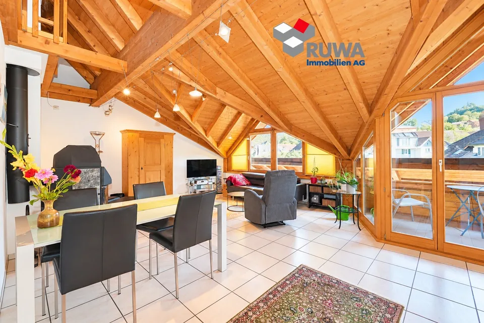 Ampio appartamento mansardato di 3,5 locali con galleria e balcone – La tua nuova casa a Wynigen – foto 13 di 17