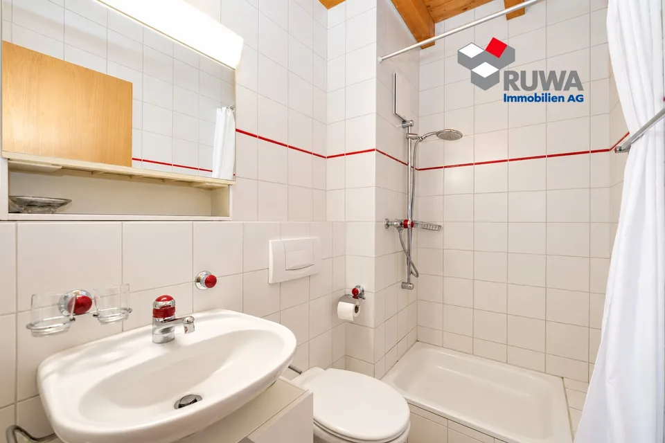 Ampio appartamento mansardato di 3,5 locali con galleria e balcone – La tua nuova casa a Wynigen – foto 10 di 17