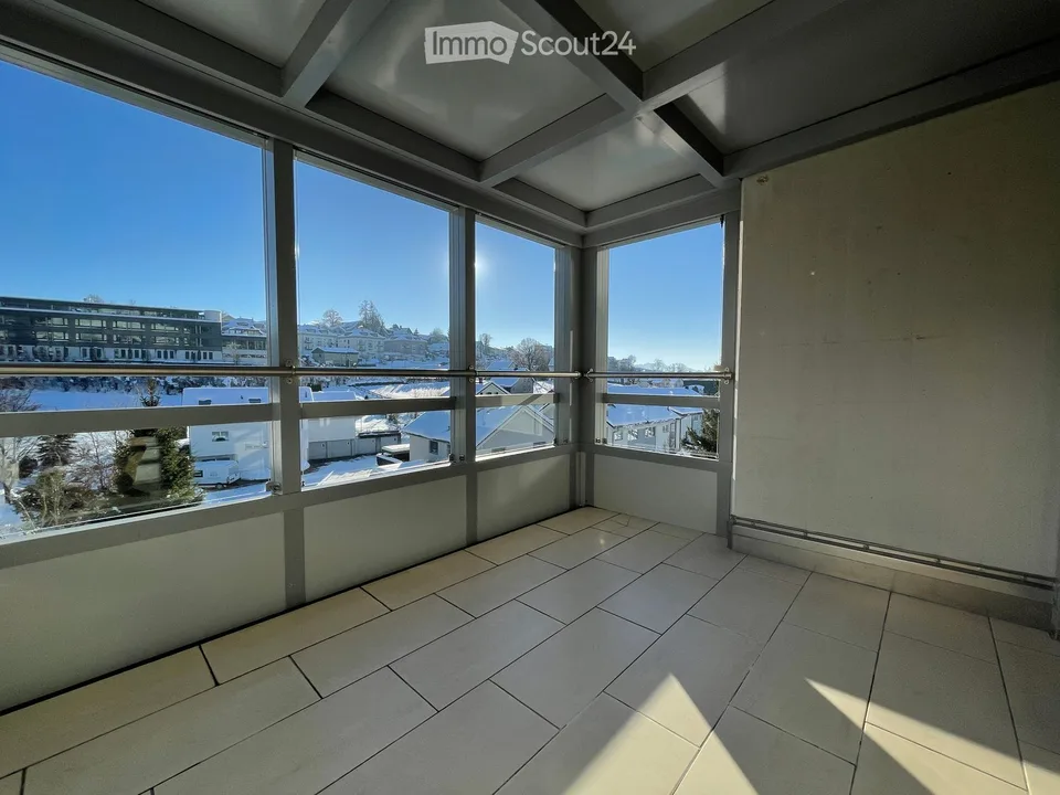 Bright attic maisonette in the center of Teufen – with 2 underground parking spaces – photo 13 of 15