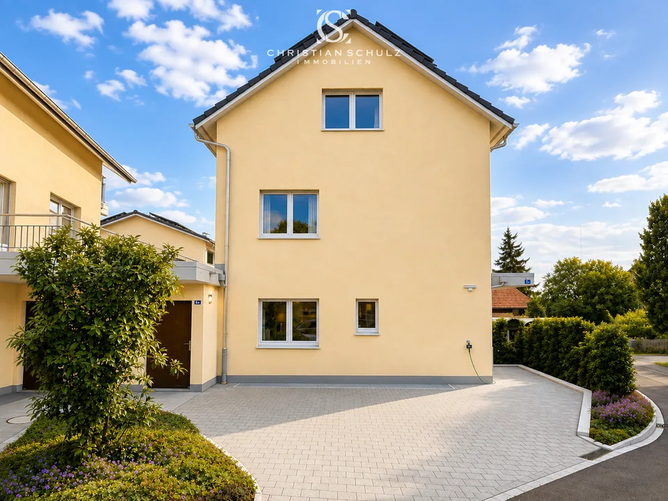 Ampia casa nuova con appartamento separato in posizione panoramica – foto 3 di 19