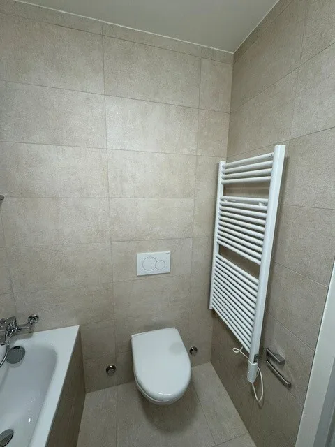 Appartamento completamente ristrutturato di 4 locali n. 32 al 3° piano – foto 12 di 12