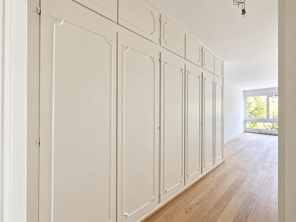 RARE: spacieux appartement de 4.5 pièces avec terrasse et piscine/ unique 2 bedroom unit – Foto 7 von 14