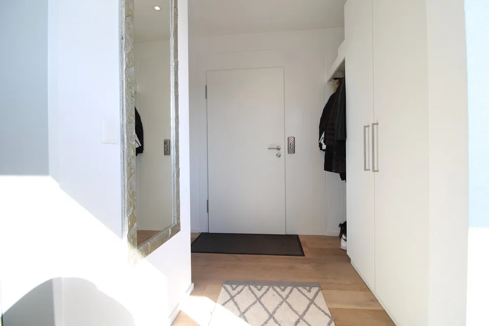 Beautiful 3.5 room attic apartment – photo 10 of 16