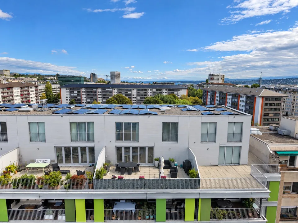 Magnifico attico in duplex con 79 m² di terrazze nel Petit-Saconnex – foto 5 di 13