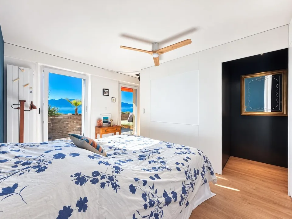 Elegantes 2.5-Zimmer-Wohnung renoviert, Panoramablick auf den See und die Alpen – Foto 11 von 13