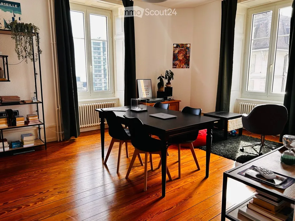 Wohnung mit 4.5 Zimmern und 100m2 in der Nähe des Bahnhofs – Foto 2 von 5