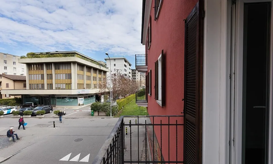 Zweizimmerwohnung möbliert (1. Stock – 1) – Viganello nahe USI – Foto 10 von 11