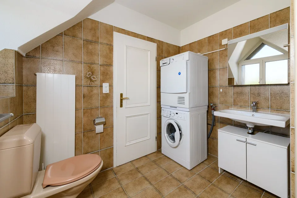 La tua nuova casa - casa di 6,5 locali con piscina e appartamento separato vicino al Lützelsee – foto 13 di 19