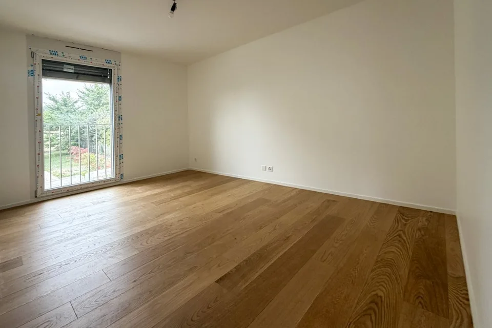 Vier neue 4.5-Zimmer-Wohnungen mit Balkon/Terrasse oder Garten – Foto 7 von 9