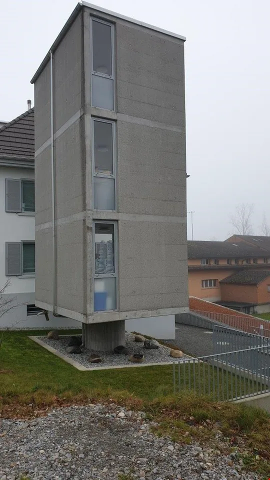Charmant appartement 3.5 pièces, 1er étage, environ 112 m2 avec balcon sur tour de balcon – photo 12 sur 18