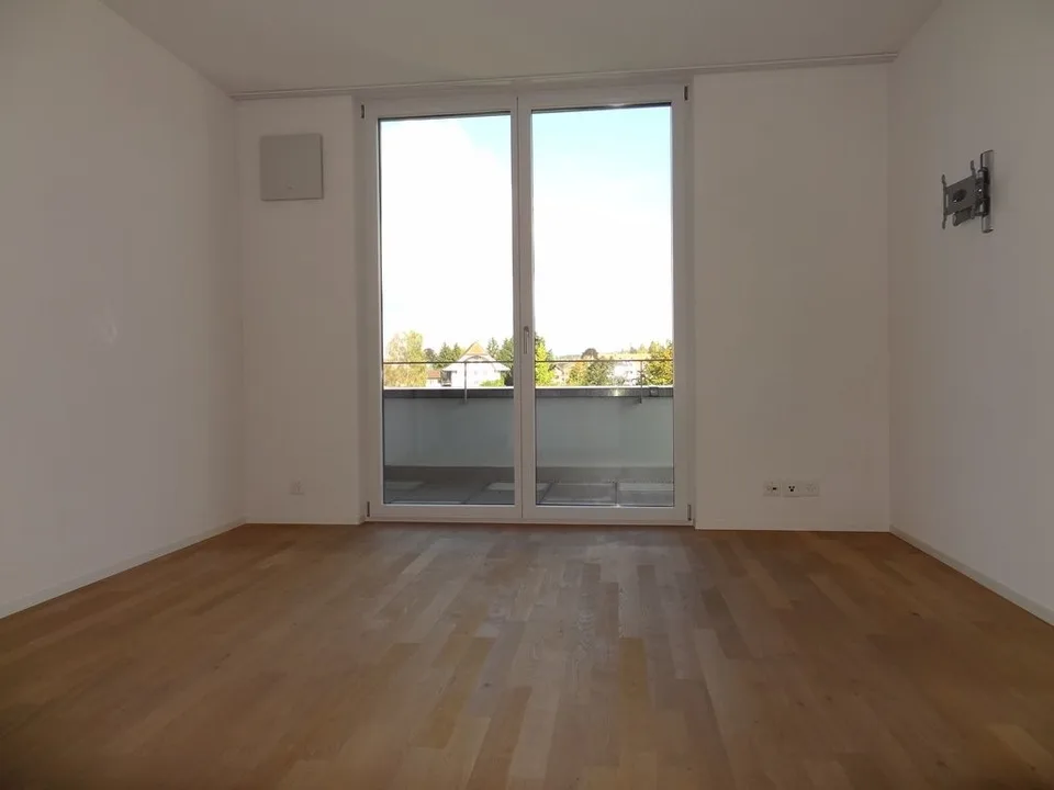 Appartement en attique moderne de 4,5 pièces à Münsingen – photo 7 sur 12