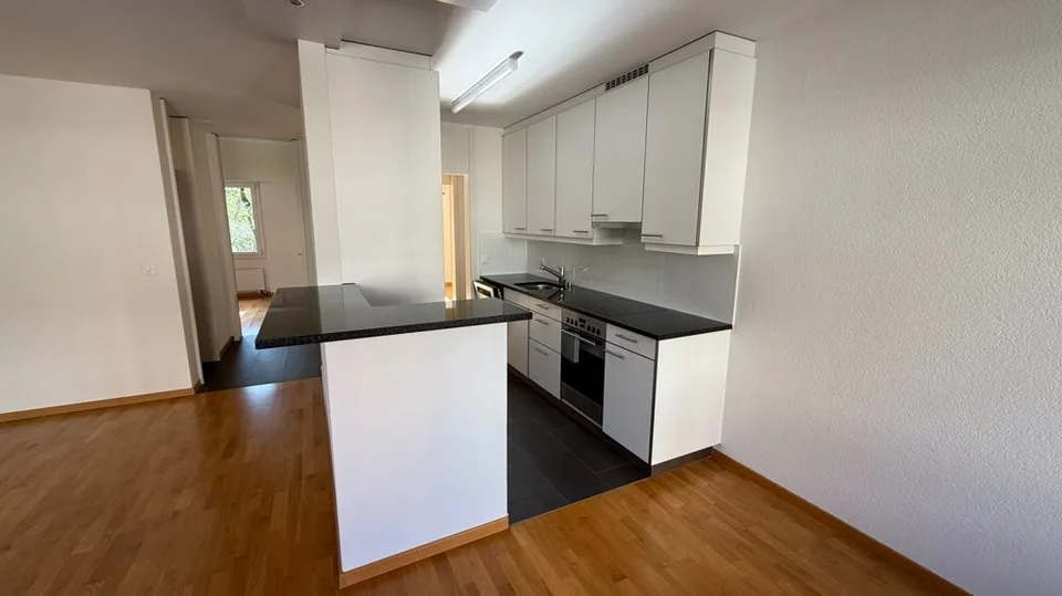 3.5-Zimmer-Wohnung, 1. OG links – Foto 4 von 12