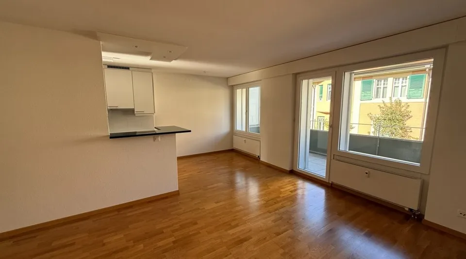 3.5-Zimmer-Wohnung, 1. OG links – Foto 3 von 12
