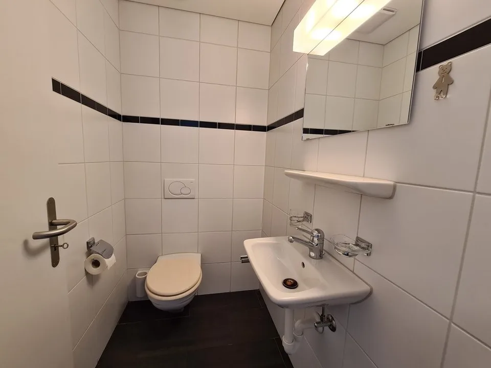 Spacious apartment with mountain panorama! – photo 7 of 9
