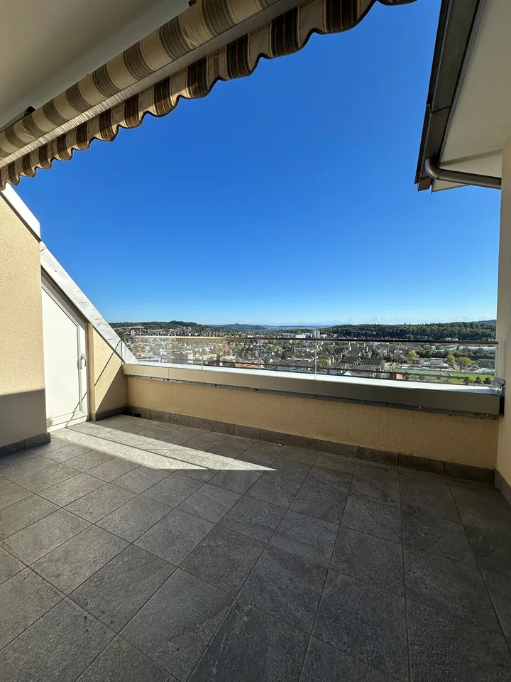 Charmante 5-Zimmer-Wohnung mit Panoramablick – Foto 13 von 14