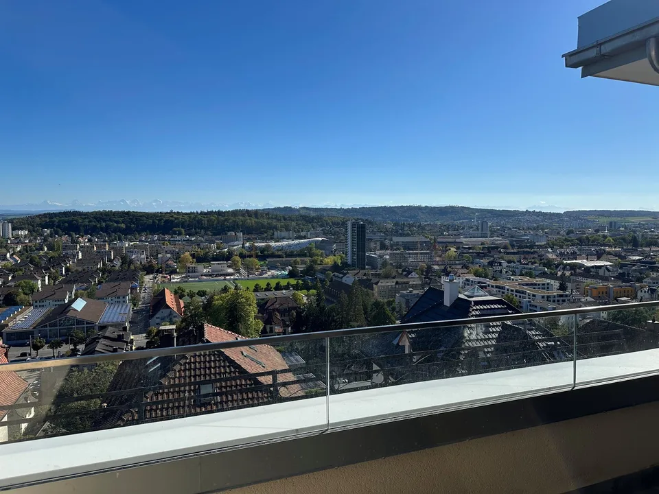 Charmante 5-Zimmer-Wohnung mit Panoramablick – Foto 11 von 14