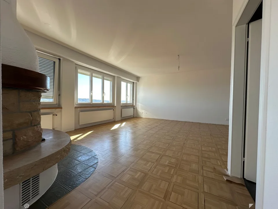 Charmante 5-Zimmer-Wohnung mit Panoramablick – Foto 6 von 14