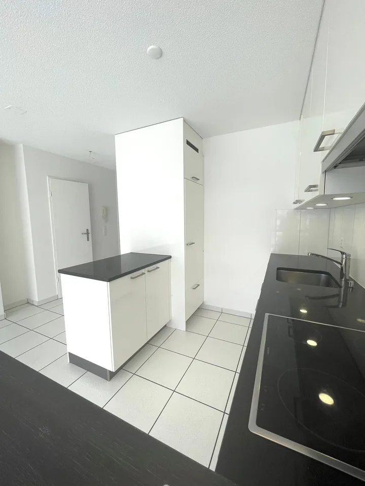 Attraktive 3.5-Zimmer-Duplex-Wohnung – Foto 2 von 15