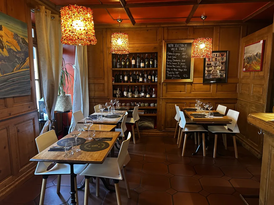 In vendita: Splendido immobile di rendita a Martigny – foto 2 di 7
