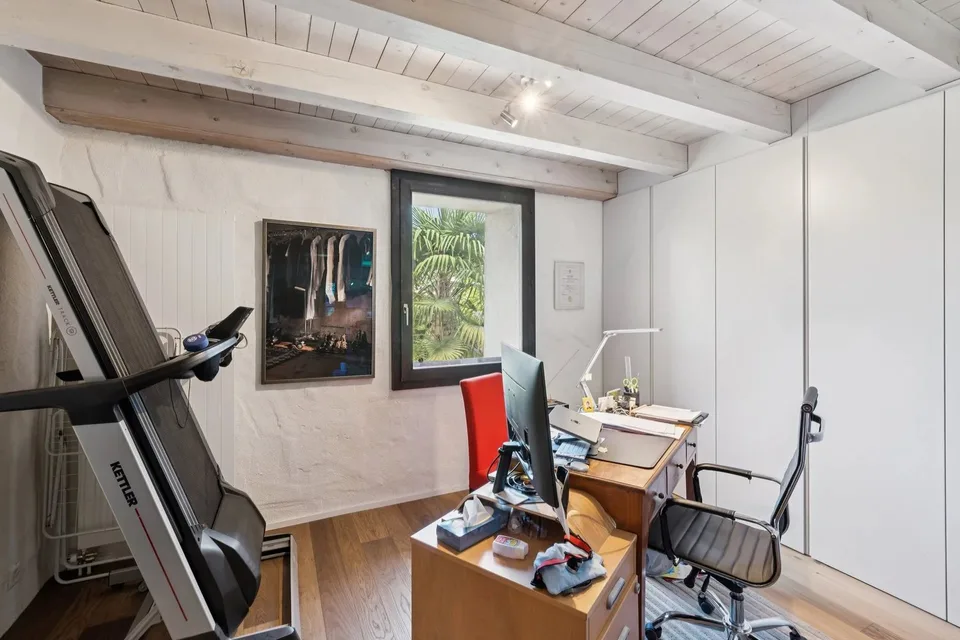 Casa ristrutturata in un corpo di fattoria – foto 13 di 13