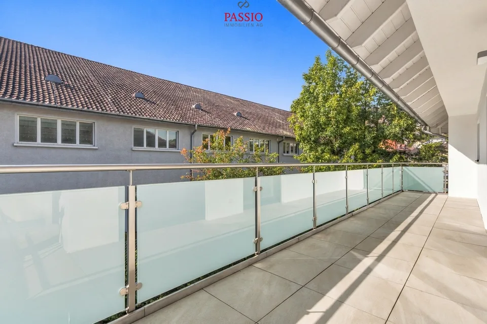 Stilvoll wohnen - 4.5-Zimmer mit grosszügigem Sonnenbalkon – Foto 3 von 13