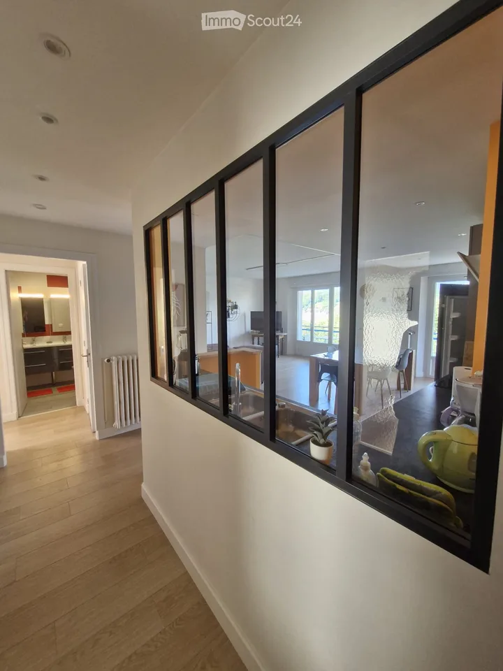 Appartement 82m2 4ème étage Vue montagnes AIX-LES-BAINS / FRANCE – photo 2 sur 5