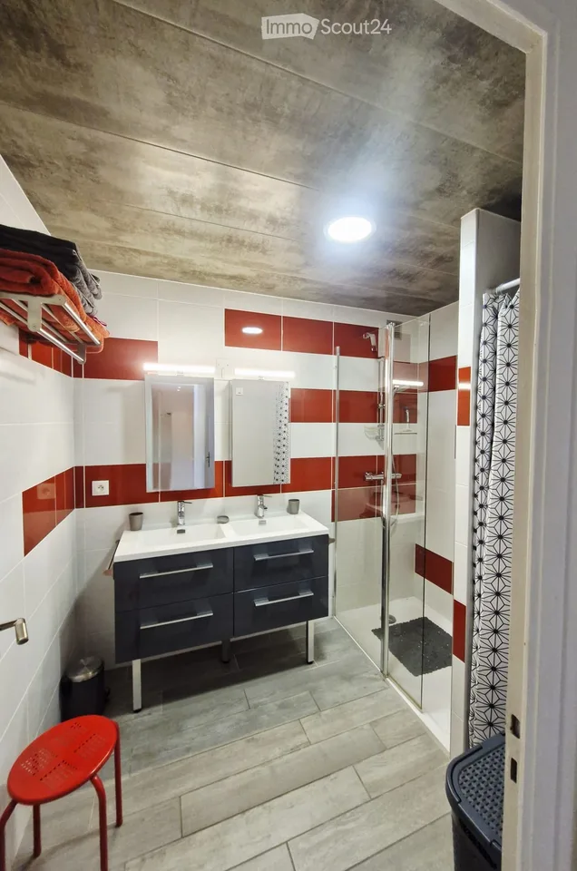 Appartement 82m2 4ème étage Vue montagnes AIX-LES-BAINS / FRANCE – photo 5 sur 5
