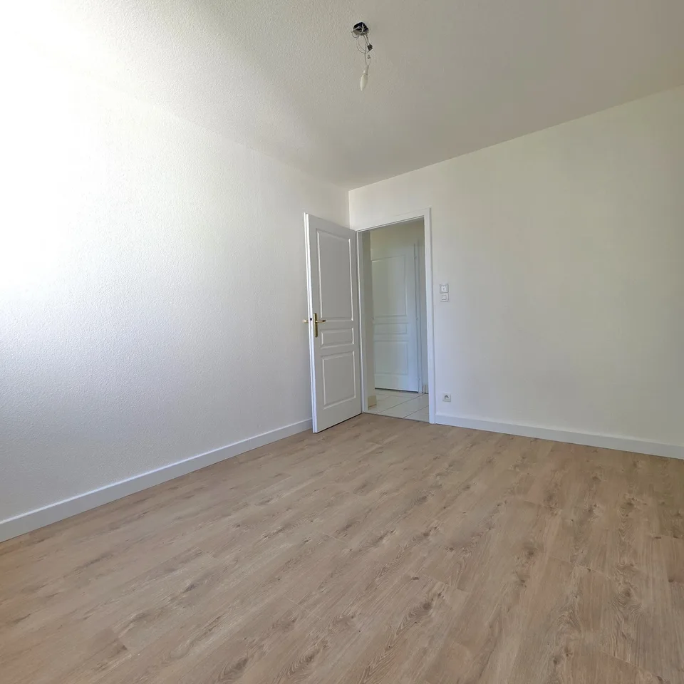 F3 di 66m² al 3° piano – foto 6 di 9