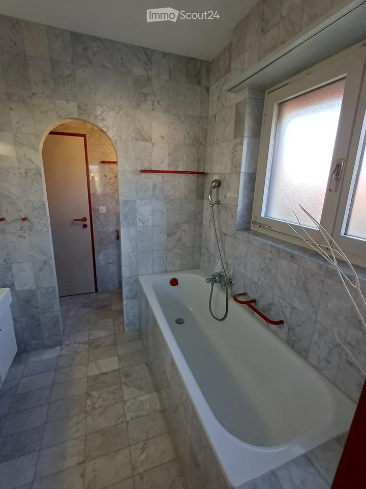 Freistehendes 5½-Zimmer-Einfamilienhaus mit idyllischem, sonnigem Garten – Foto 18 von 22