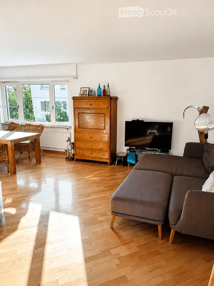 Freistehendes 5½-Zimmer-Einfamilienhaus mit idyllischem, sonnigem Garten – Foto 9 von 22