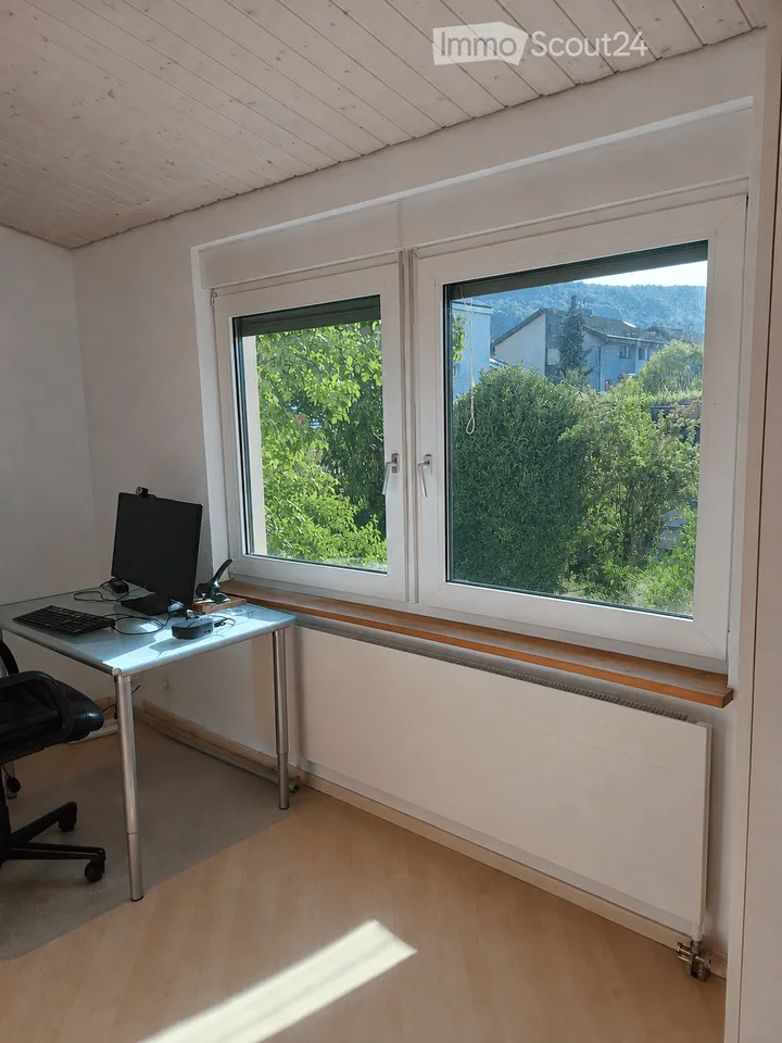 Freistehendes 5½-Zimmer-Einfamilienhaus mit idyllischem, sonnigem Garten – Foto 14 von 22