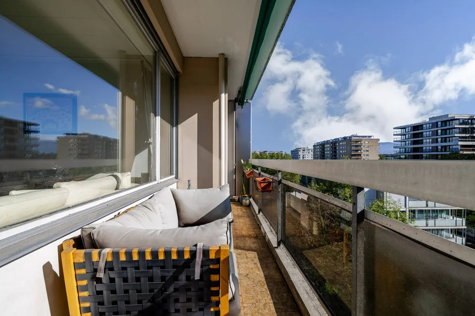 Appartement lumineux avec vue sur le Salève au coeur de Champel – photo 5 sur 8