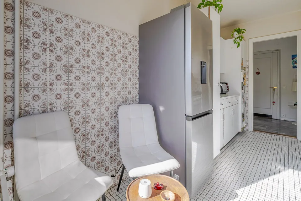 Appartement lumineux avec vue sur le Salève au coeur de Champel – photo 3 sur 8