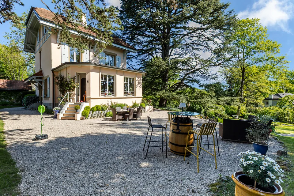 Unique opportunité, hauts de Versoix GENEVE maison avec extension possible – photo 2 sur 12