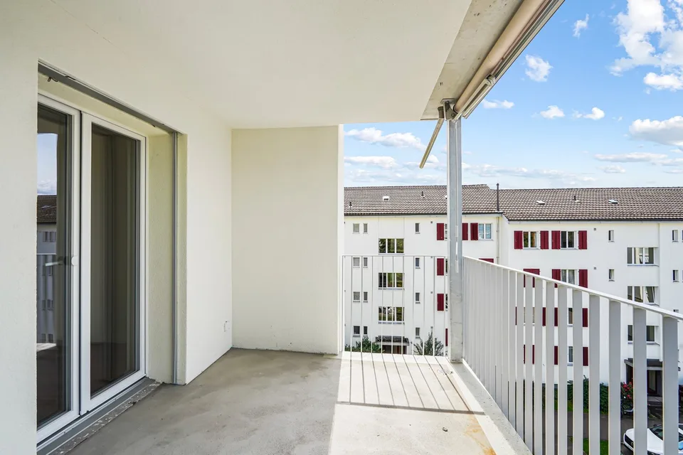 Neurenovierte 2-Zimmer-Wohnung mit Balkon – Foto 9 von 13