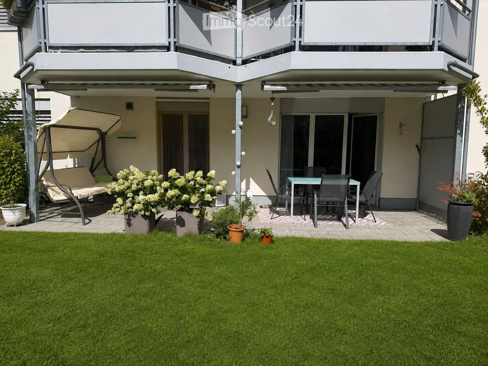 Charmante 4.5-Zimmer-Wohnung mit Gartensitzplatz an ruhiger Lage in Laufen – Foto 13 von 17