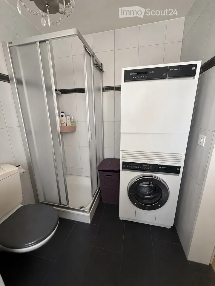 Charmante 4.5-Zimmer-Wohnung mit Gartensitzplatz an ruhiger Lage in Laufen – Foto 10 von 17