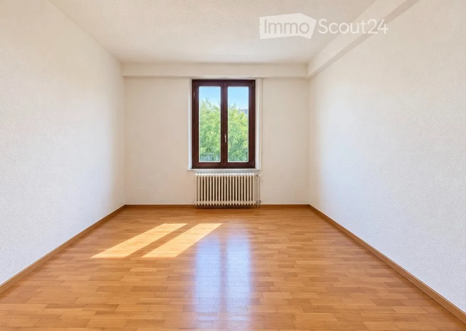 Pregassona Alta - helles 2.5-Zimmer-Wohnung mit Panoramablick und Parkplatz – Foto 3 von 5