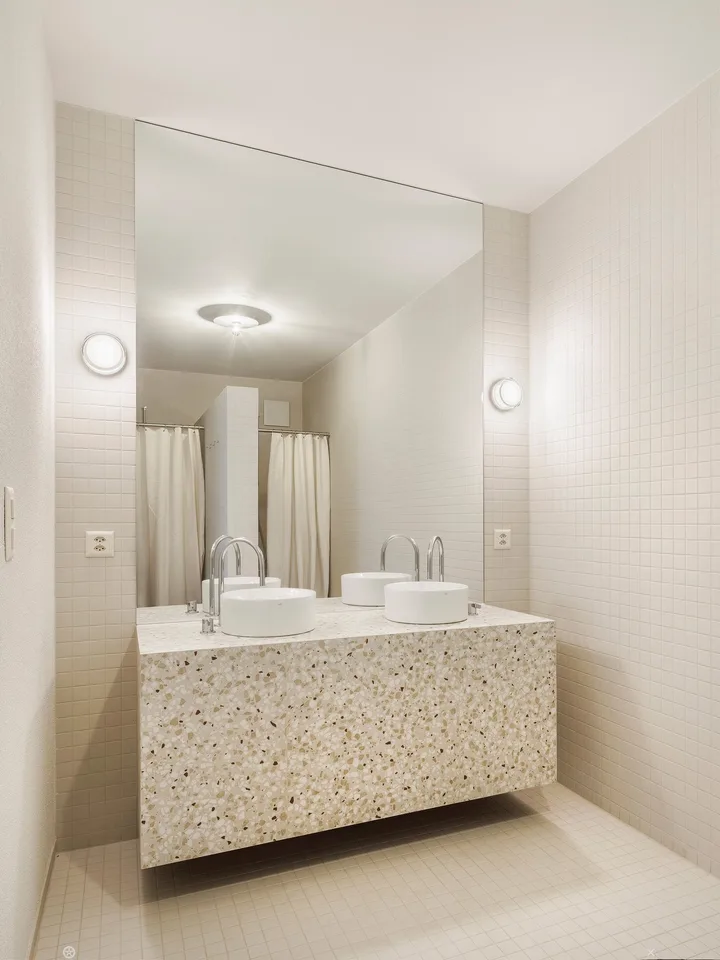 Appartement/Chambre à louer - appartement complètement rénové et meublé – photo 6 sur 12