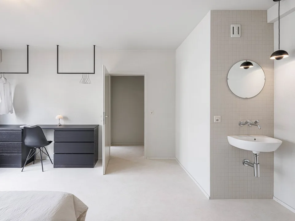 Appartement/Chambre à louer - appartement complètement rénové et meublé – photo 9 sur 12
