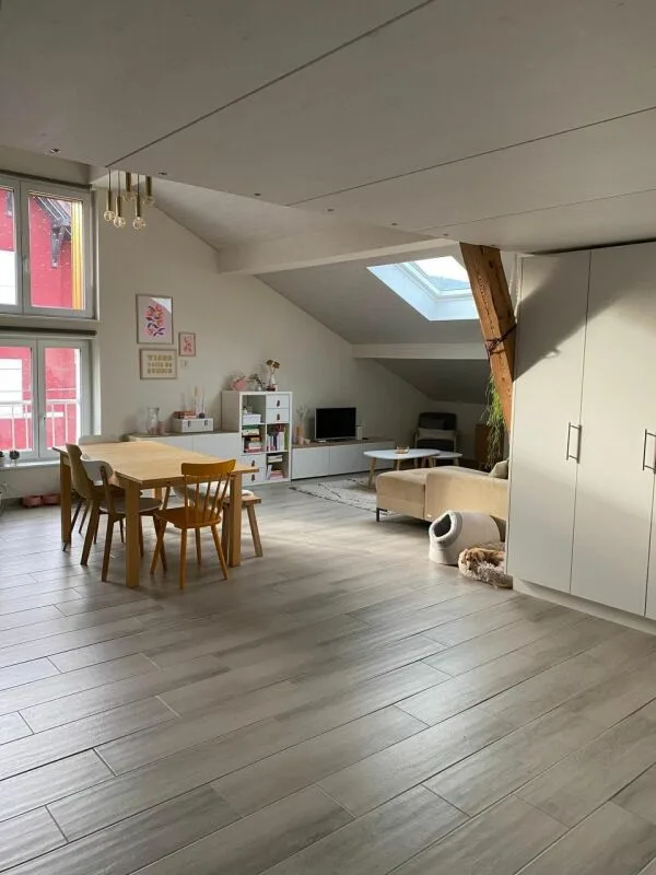 Prächtige 4.5-Zimmer-Wohnung im Zentrum von Bassecourt – Foto 4 von 10