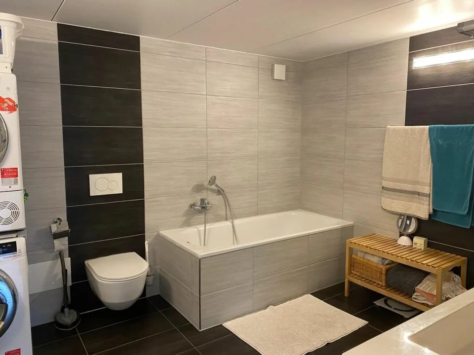Prächtige 4.5-Zimmer-Wohnung im Zentrum von Bassecourt – Foto 9 von 10