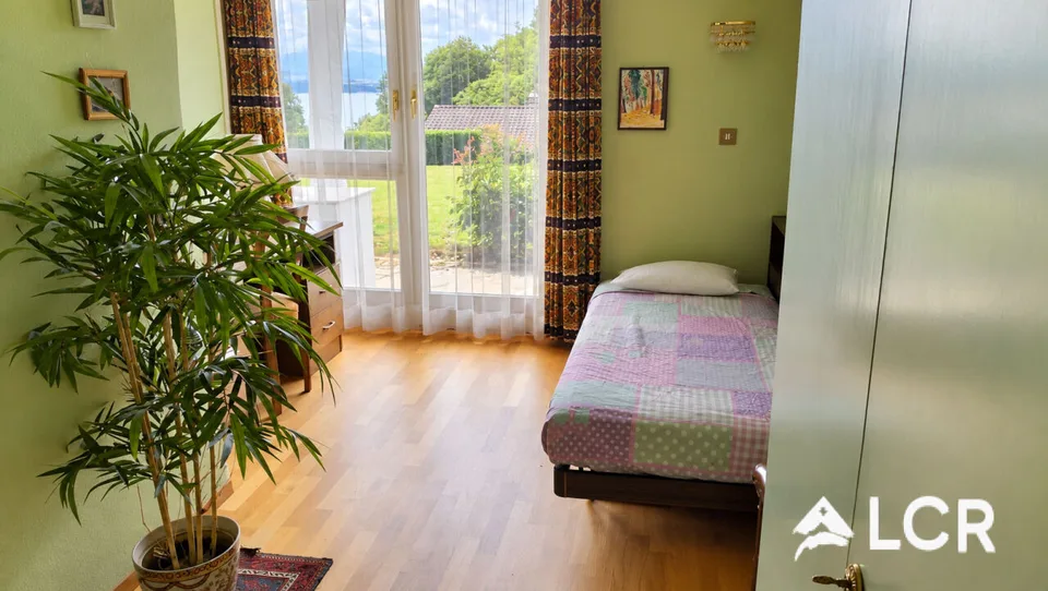 Wohnhaus mit 7 Zimmern und Swimmingpool – Foto 7 von 13